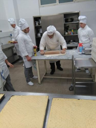 Preparativi nelle nostre cucine