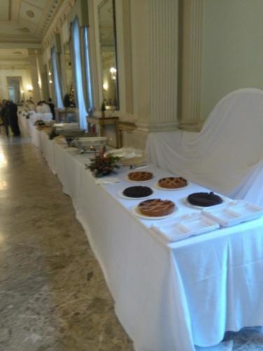 Pranzo per i senzatetto