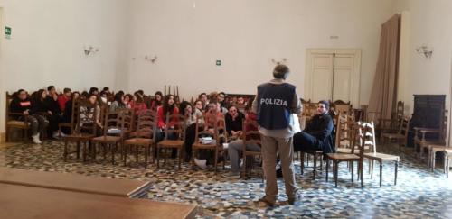 Occhio alla vita - Rete, Social e pericoli sul WEB (20-21/2/2018) 