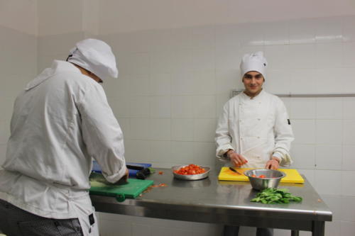 Preparazione dei pasti per la Mensa della Comunità di Sant'Egidio (29/1/2019)