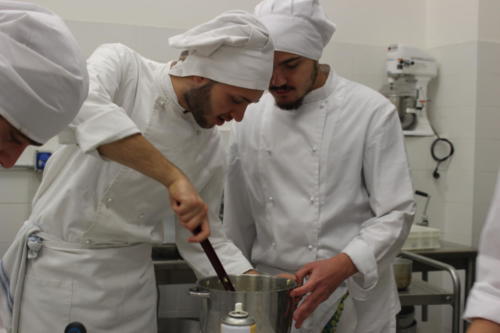 Preparazione dei pasti per la Mensa della Comunità di Sant'Egidio (29/1/2019)