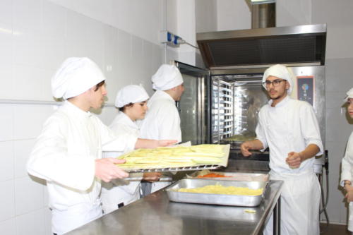 Preparazione dei pasti per la Mensa della Comunità di Sant'Egidio (29/1/2019)