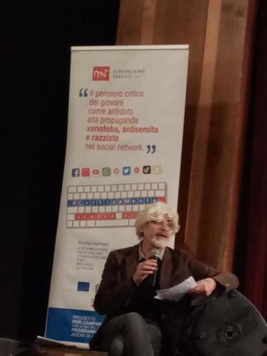 Giorno della Memoria - #CriticaMente (27/01/2020)