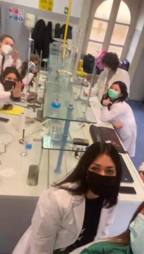 Laboratori di Chimica e Microbiologia: Pila Daniell e Terreni di coltura (8/2/21)