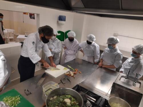 Risotto mantecato alle verdure in cestino di formaggio servito all’inglese(8/2/21)