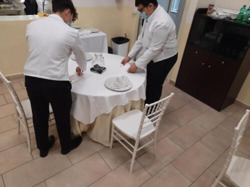 Risotto mantecato alle verdure in cestino di formaggio servito all’inglese(8/2/21)