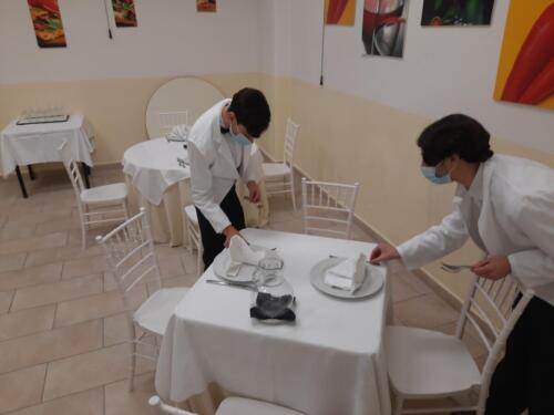 Risotto mantecato alle verdure in cestino di formaggio servito all’inglese(8/2/21)