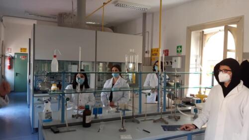 Laboratori di Fisica e Chimica 2ªA-CMB (27/4/2021)