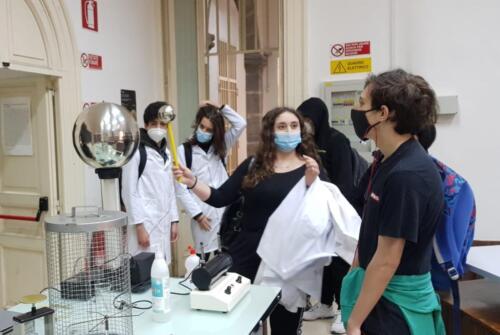 Laboratori di Fisica e Chimica 2ªA-CMB (27/4/2021)