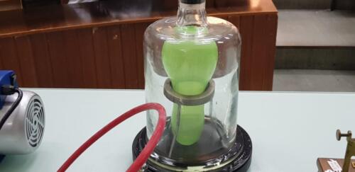 Laboratori di Fisica e Chimica 2ªA-CMB (27/4/2021)