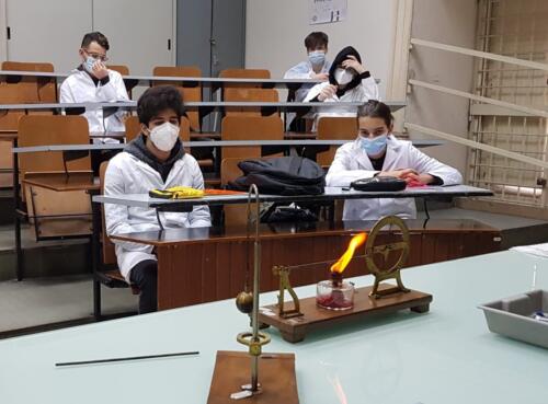 Laboratori di Fisica e Chimica 2ªA-CMB (27/4/2021)