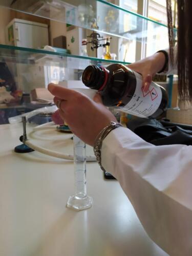 Cromatografia su strato sottile (TLC) e polarità dei solventi organici (7-14/5/2021)