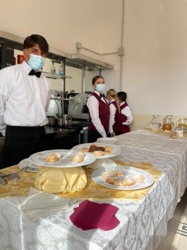 L'ISIS "Elena di Savoia" incontra PGSAG “PENYO PENEV” (13/10/21)