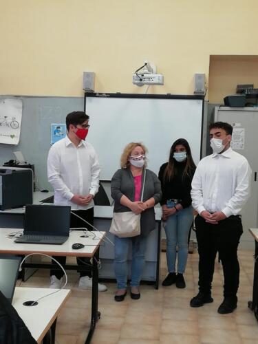 L'ISIS "Elena di Savoia" incontra PGSAG “PENYO PENEV” (13/10/21)