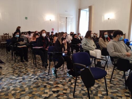 Pensieri e Parole - Contro la violenza sulle donne (25/11/21)