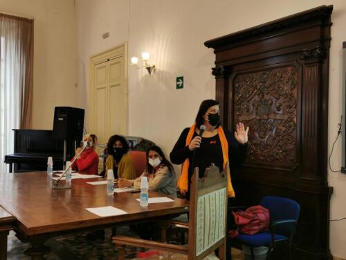 Pensieri e Parole - Contro la violenza sulle donne (25/11/21)