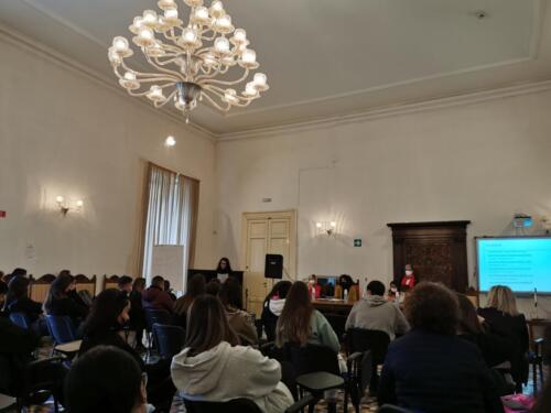 Pensieri e Parole - Contro la violenza sulle donne (25/11/21)