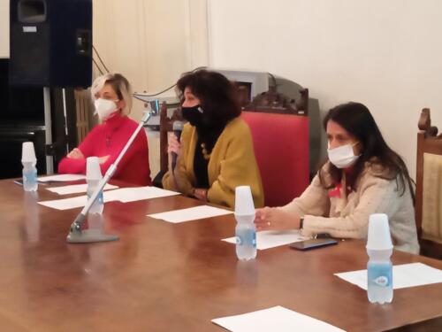 Pensieri e Parole - Contro la violenza sulle donne (25/11/21)