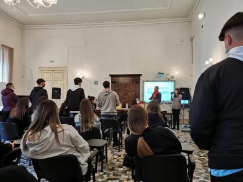 Pensieri e Parole - Contro la violenza sulle donne (25/11/21)