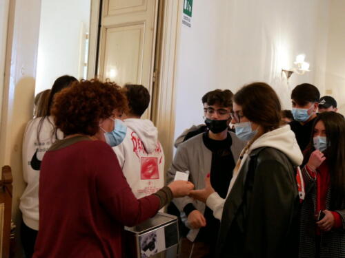 Viaggio al centro della notte – Storia di Livia (26/11/2021)